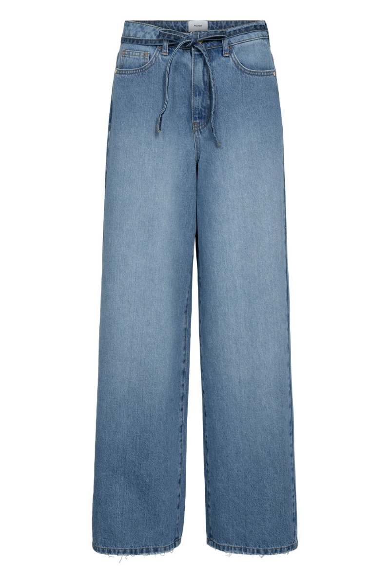 Nümph - Nubrooklyn Jeans i Lys Denim Blå - Festivalstil